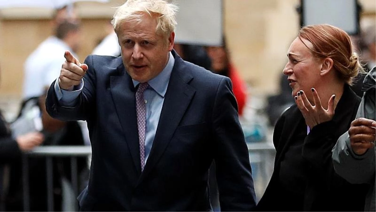 Boris Johnson İngiltere\'de başbakanlık yolunda üçüncü turu da farklı kazandı