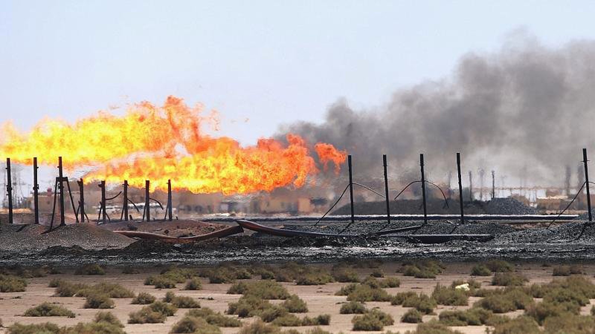 Irak\'taki petrol rafinesine roket saldırısı düzenlendi, bir hafta içinde ABD 4. kez hedef oldu