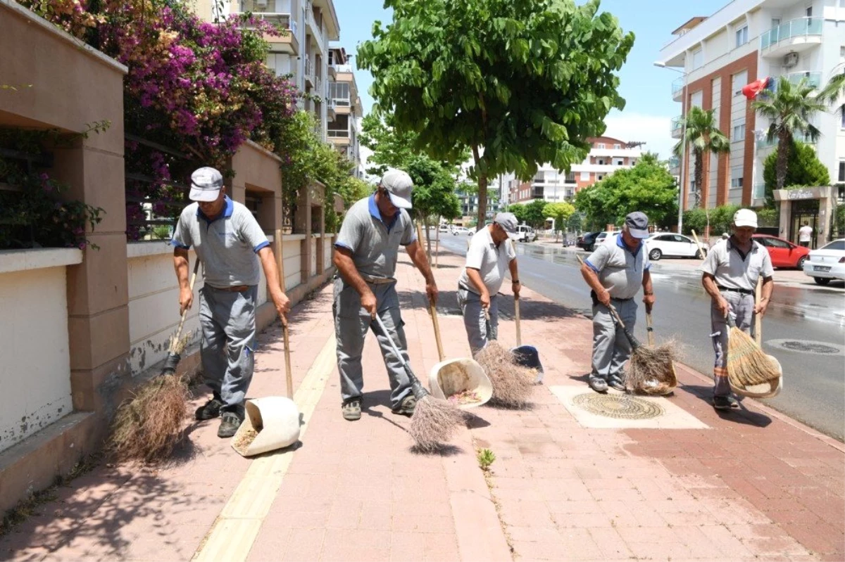 Konyaaltı Belediyesi\'nden temizlik seferberliği