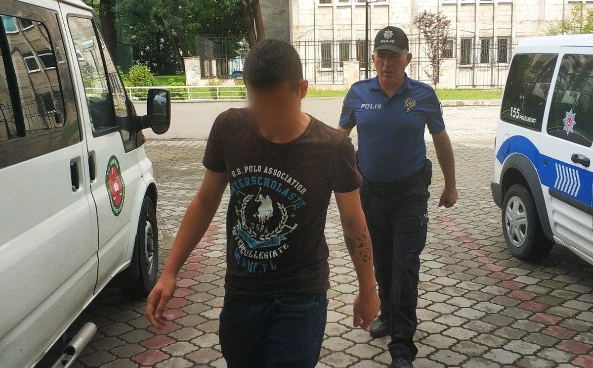 Samsun\'da kavgada bıçaklı saldırı: 1 yaralı