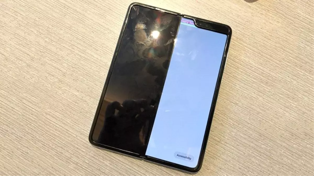 Samsung Display\'in Başkan Yardımcısı: Galaxy Fold Satışa Hazır