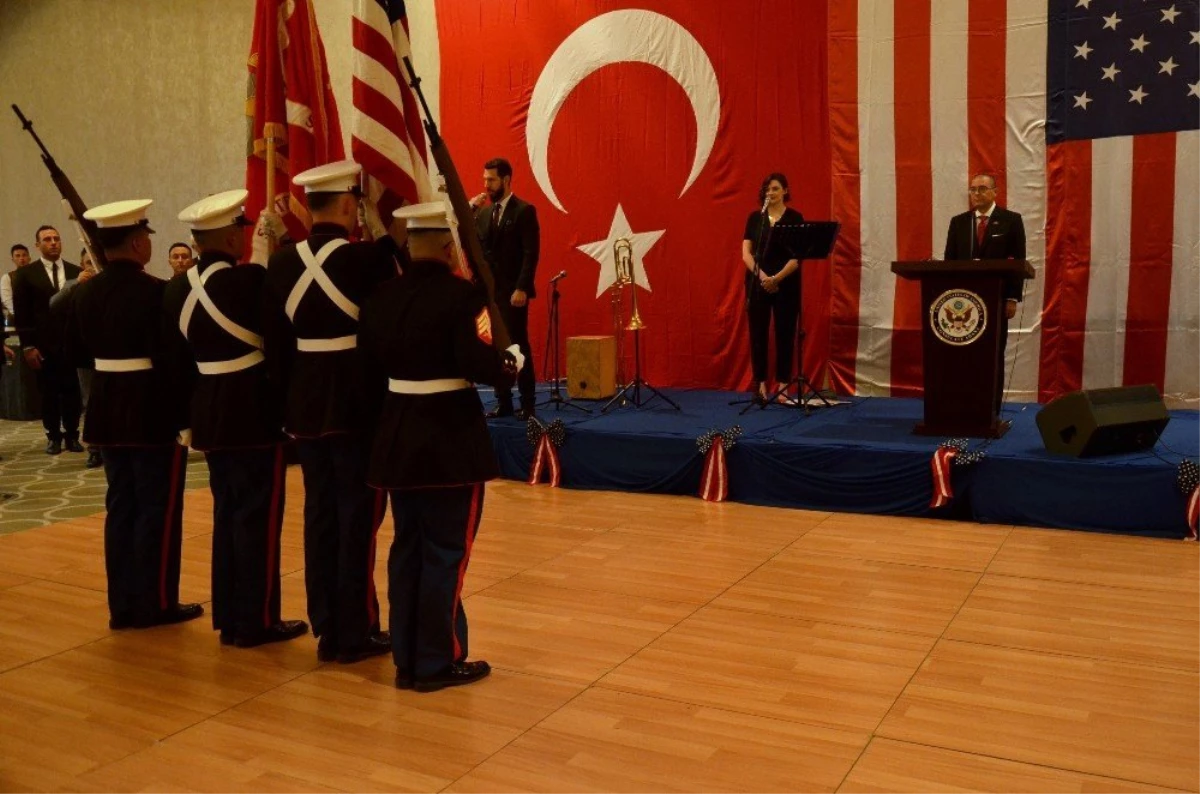ABD\'nin Bağımsızlık Günü Adana\'da kutlandı