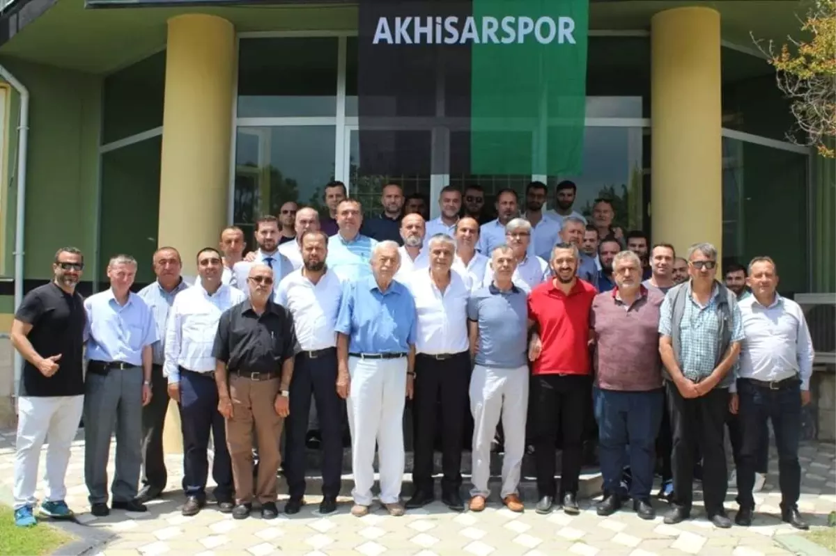 Akhisarspor\'un yeni yönetimi belli oldu