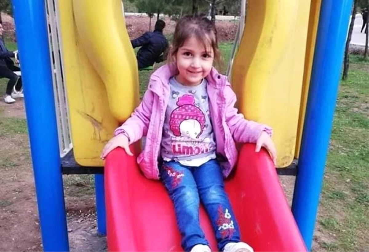 Balkondan düşen çocuk hayatını kaybetti