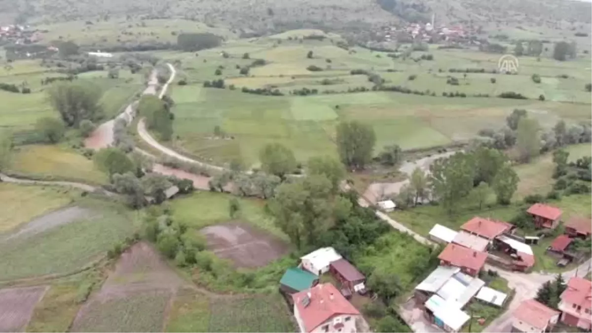 Bolu\'da etkili olan sağanağın ardından hasar tespit çalışması yapılıyor (DRONE)