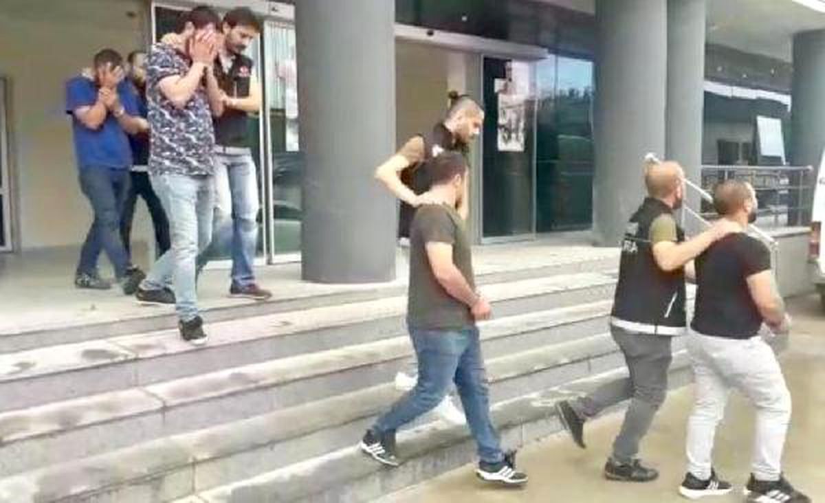 Bursa\'da yeşil reçeteye tabi 235 bin kaçak ilaç ele geçirildi
