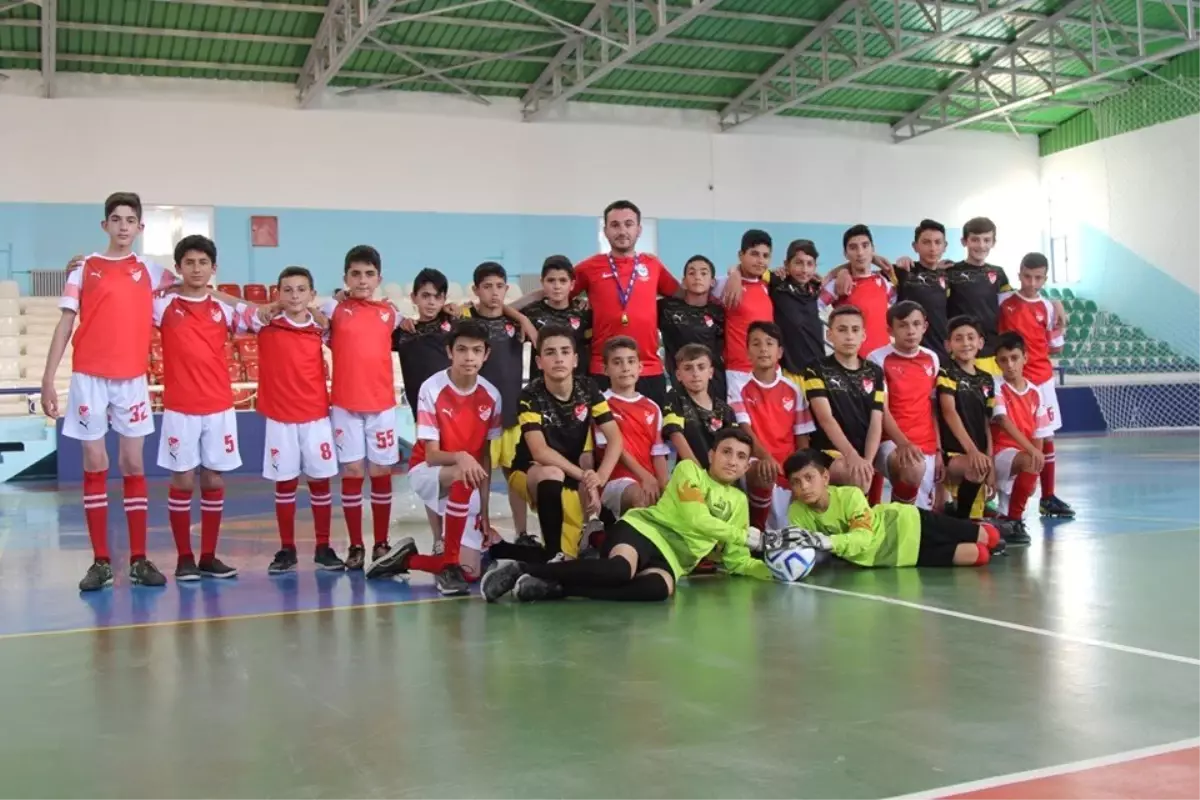 Futsal heyecanı başladı