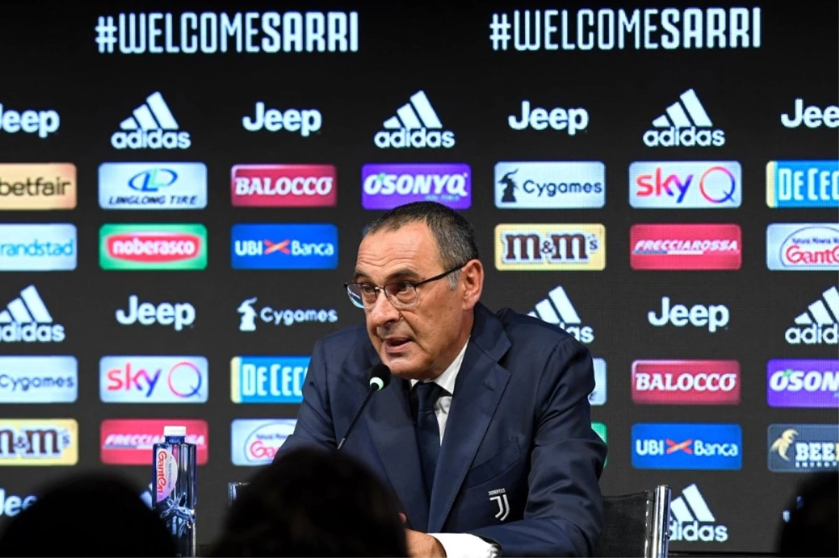 Juventus\'ta Maurizio Sarri resmi imzayı attı