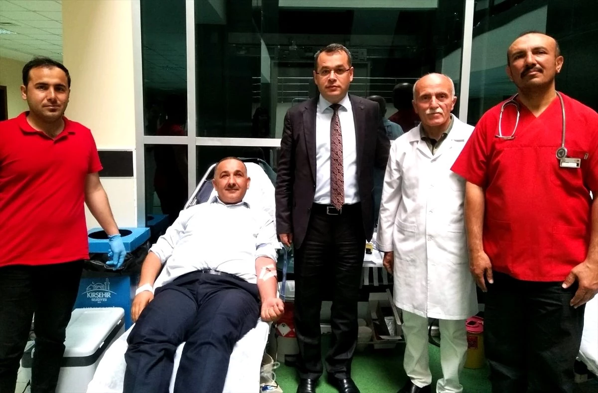 Kırşehir Adliyesinde kök hücre ve kan bağışı kampanyası