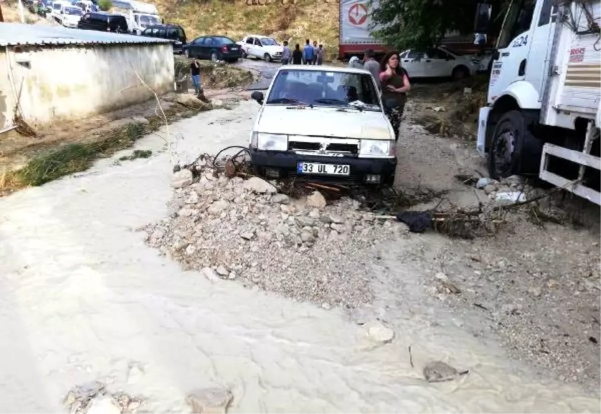 Mut\'ta sel nedeniyle içme suyunun kullanılmaması istendi