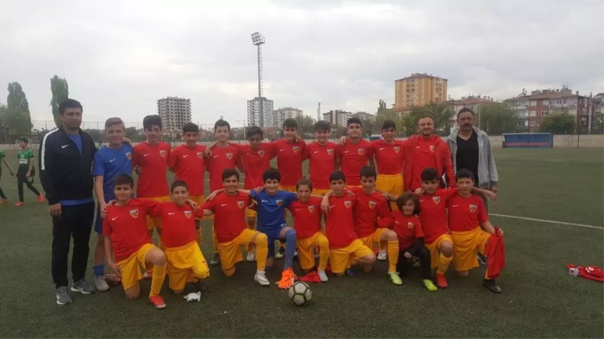 U13 Liginde final belli oldu