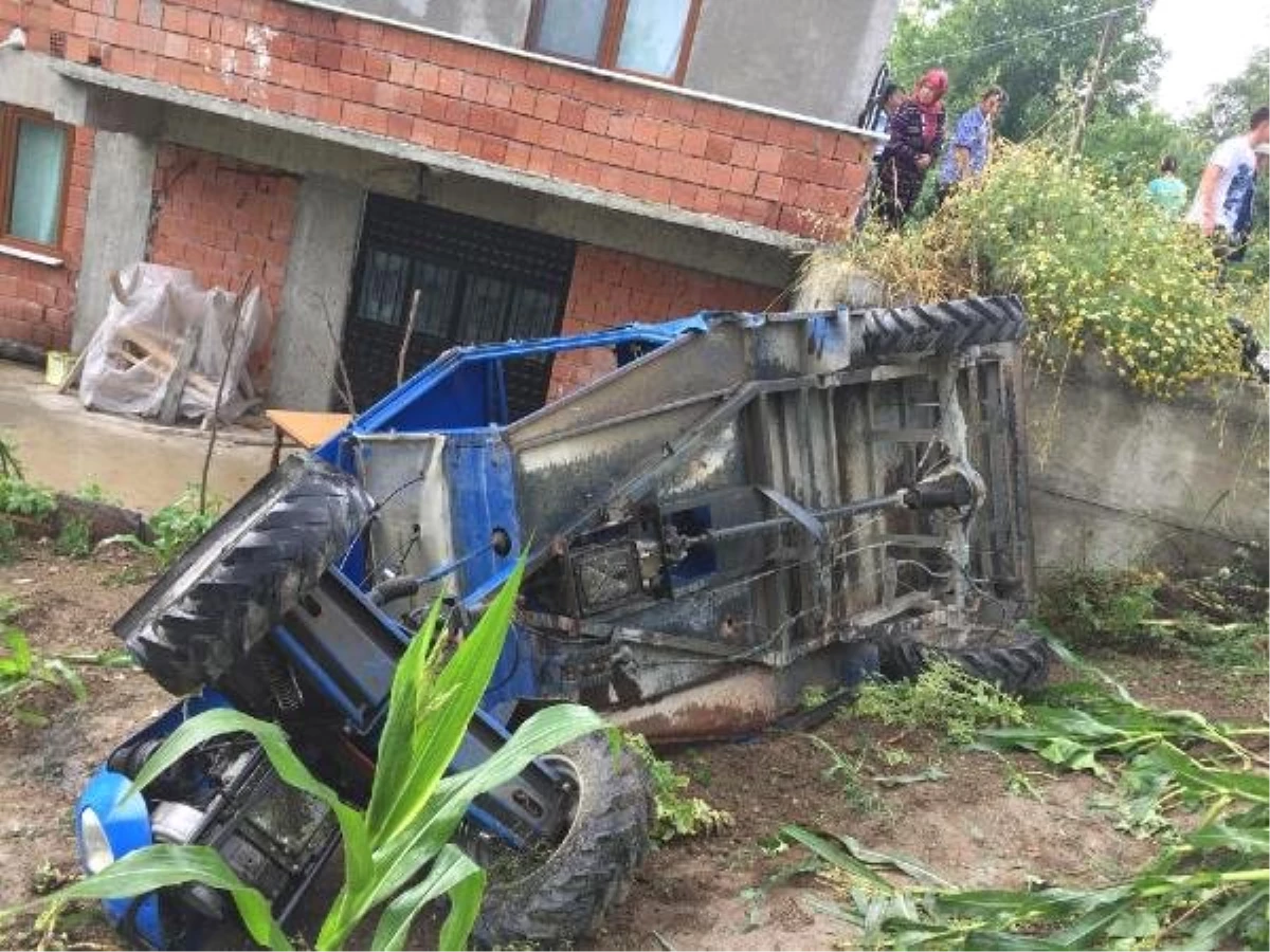 Zonguldak\'ta tarım aracı devrildi: 1 ölü, 1 yaralı
