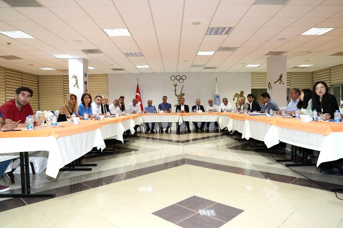 Başkan Seçer, Çinli yatırım firması yetkilileriyle görüştü