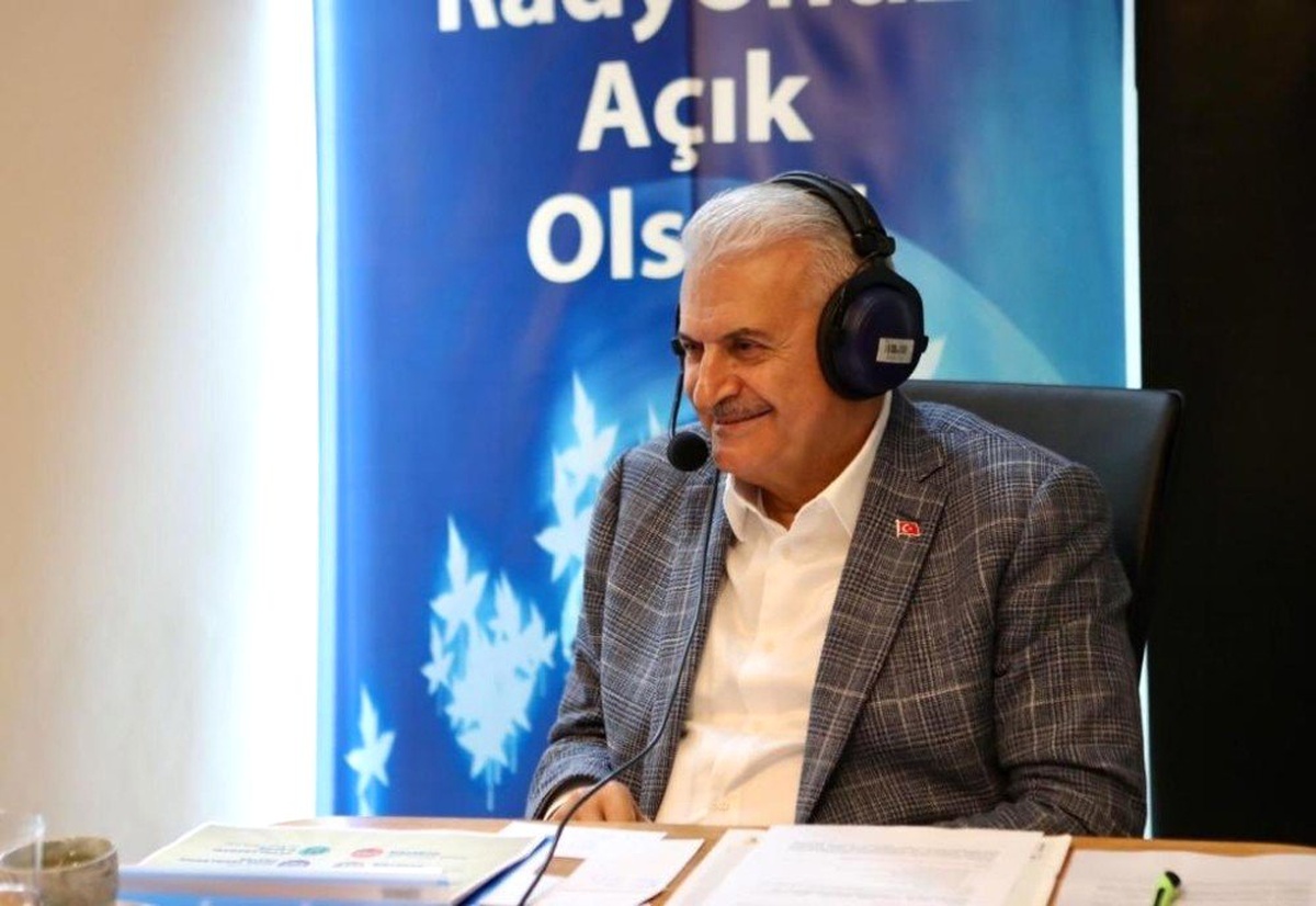 Binali Yıldırım: "Atatürk\'ü önlerine koyup dümen çevirmesinler"