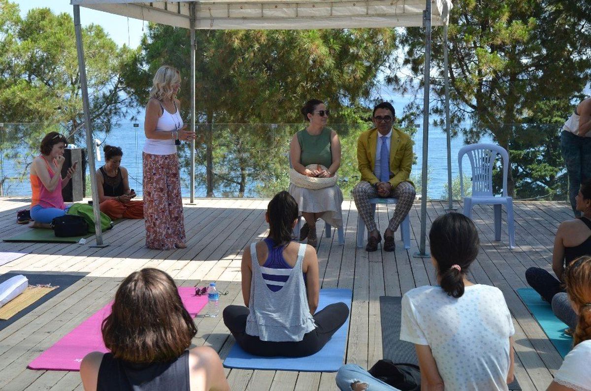 Dünya Yoga Günü Güvercinada\'da kutlandı