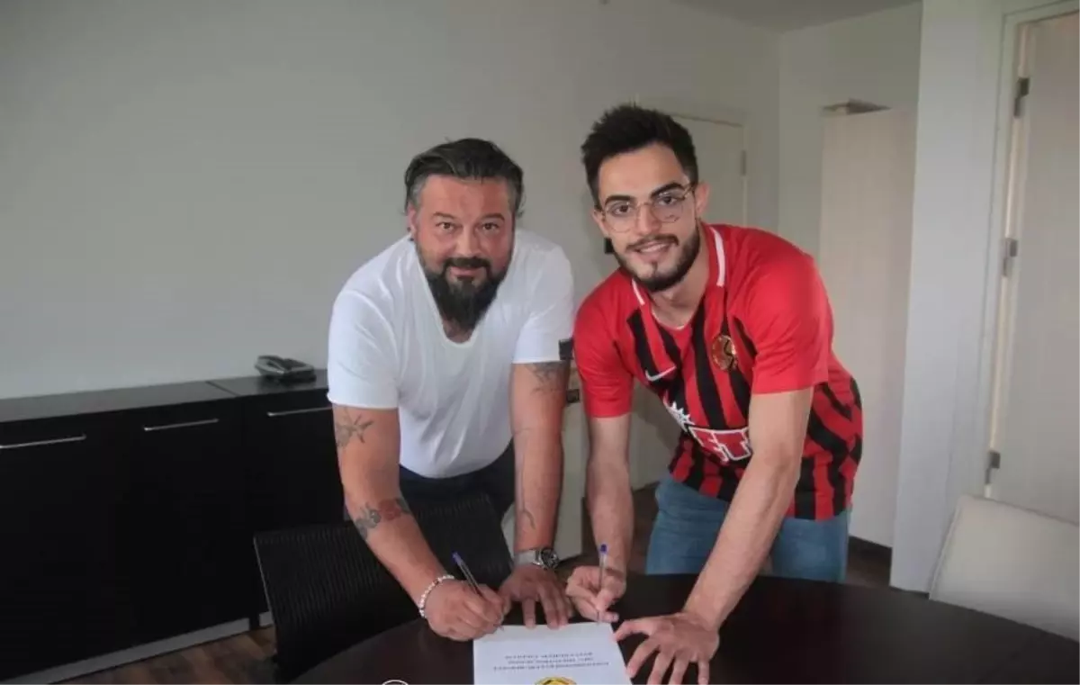 Eskişehirspor\'da 2 yıllık imza