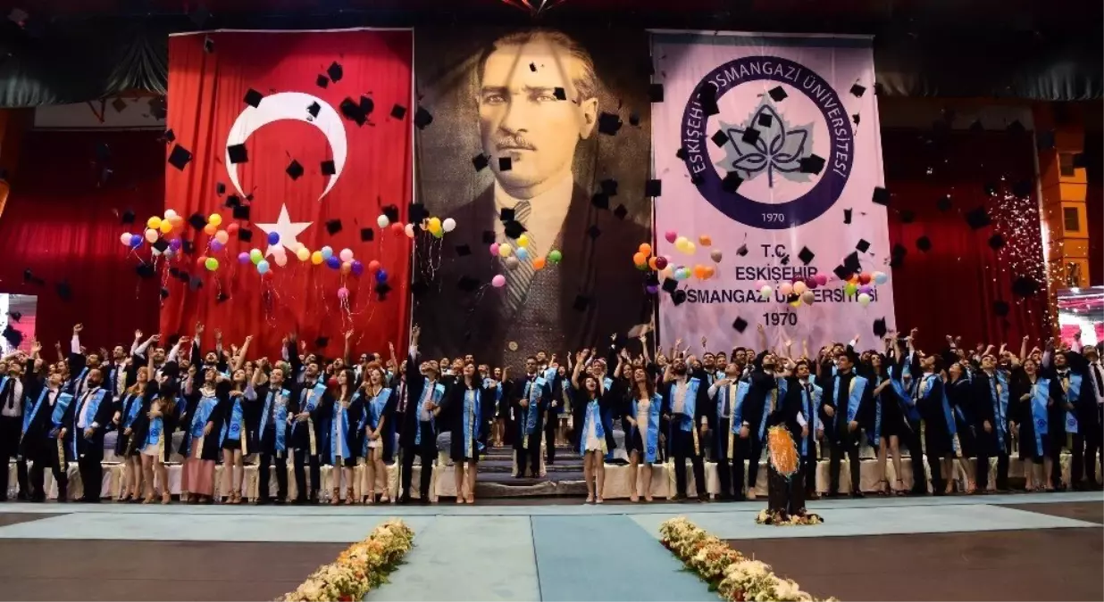 ESOGÜ Tıp Fakültesi 2019 mezunlarını verdi