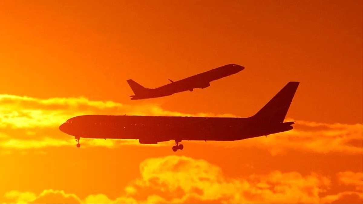 Federal Havacılık Kurumu\'ndan Amerikalı hava yolu şirketlerine uyarı: İran\'a yakın uçmayın