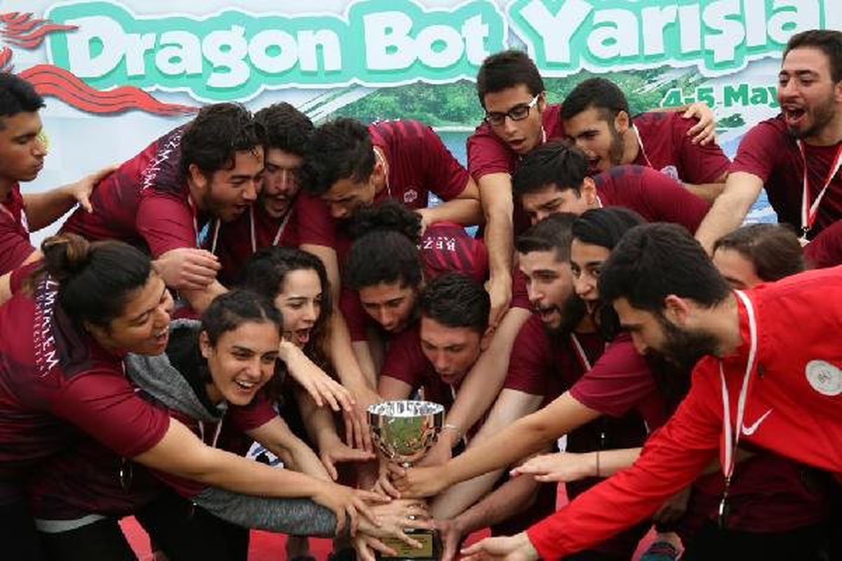 İBB\'nin hizmetlerinden yılda yaklaşık 10 milyon çocuk ve genç faydalanıyor