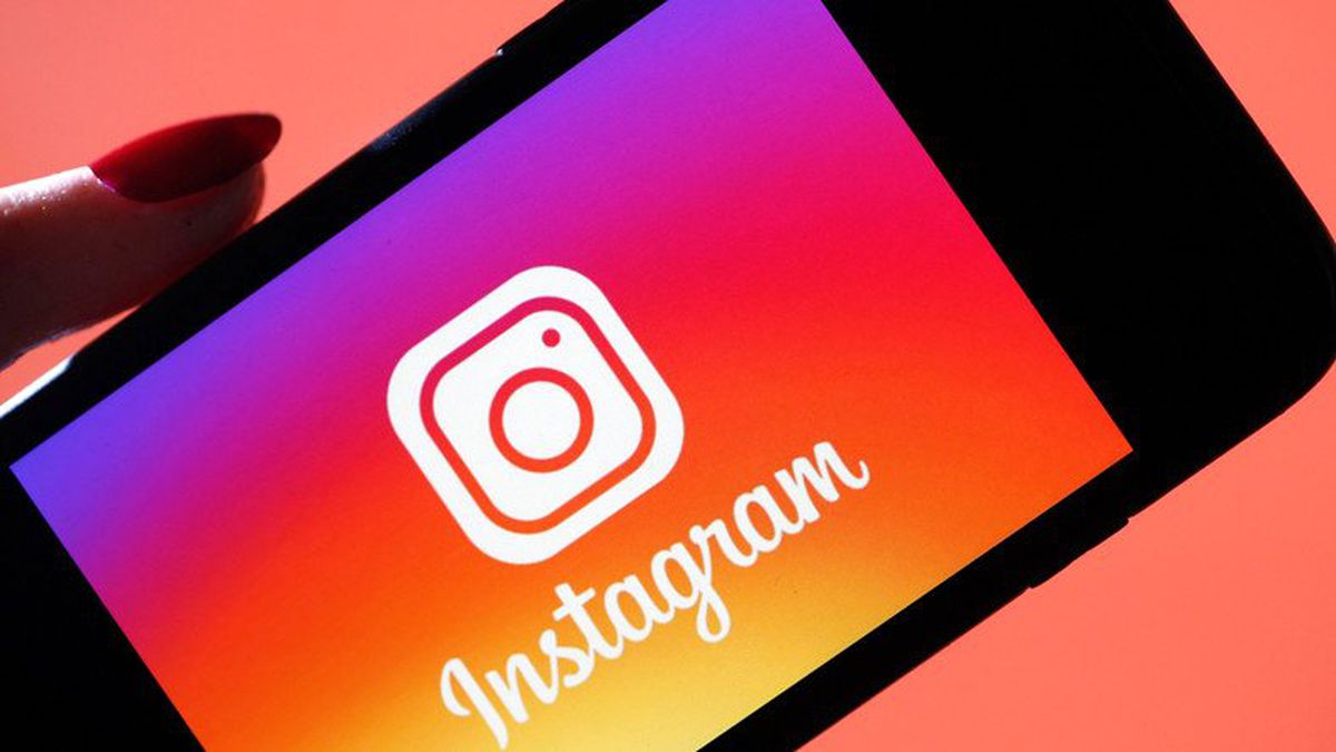 Instagram, Hikayeler\'de Kolaj Oluşturmayı Mümkün Kılacak Yeni Özellikler Test Ediyor