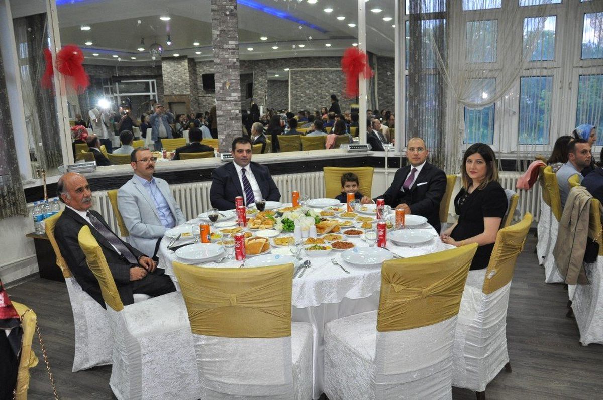 Kars\'ta hakim ve savcılar veda yemeğinde bir araya geldi