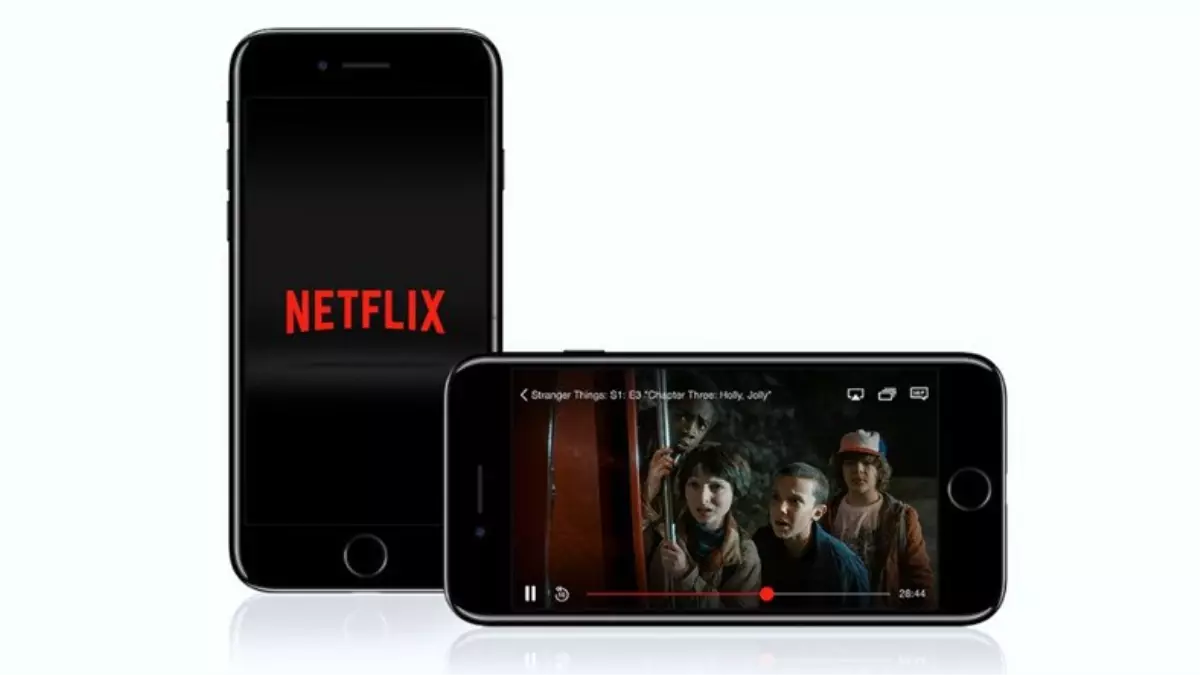 Netflix, Film İzlediğiniz Sırada Telefonunuzun \'Titremesini\' İstiyor