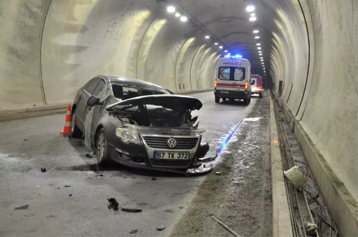 Tünelde feci kaza: 1 ölü, 2 yaralı