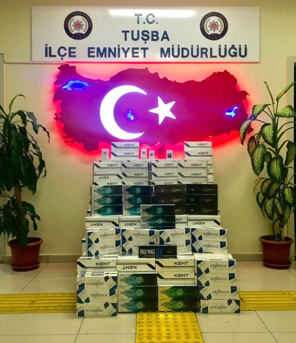 Van\'da 3 bin 750 paket kaçak sigara ele geçirildi