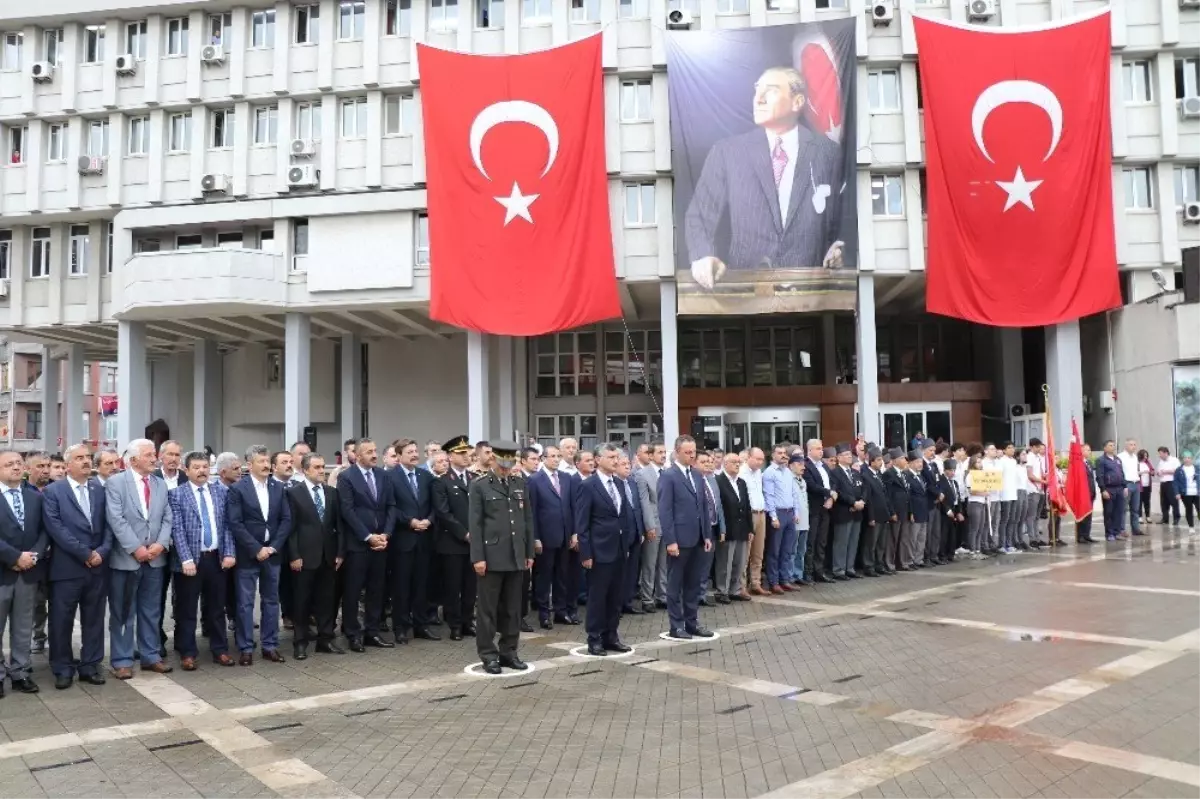 Zonguldak\'ın düşman işgalinden kurtuluşunun 98. yıl dönümü