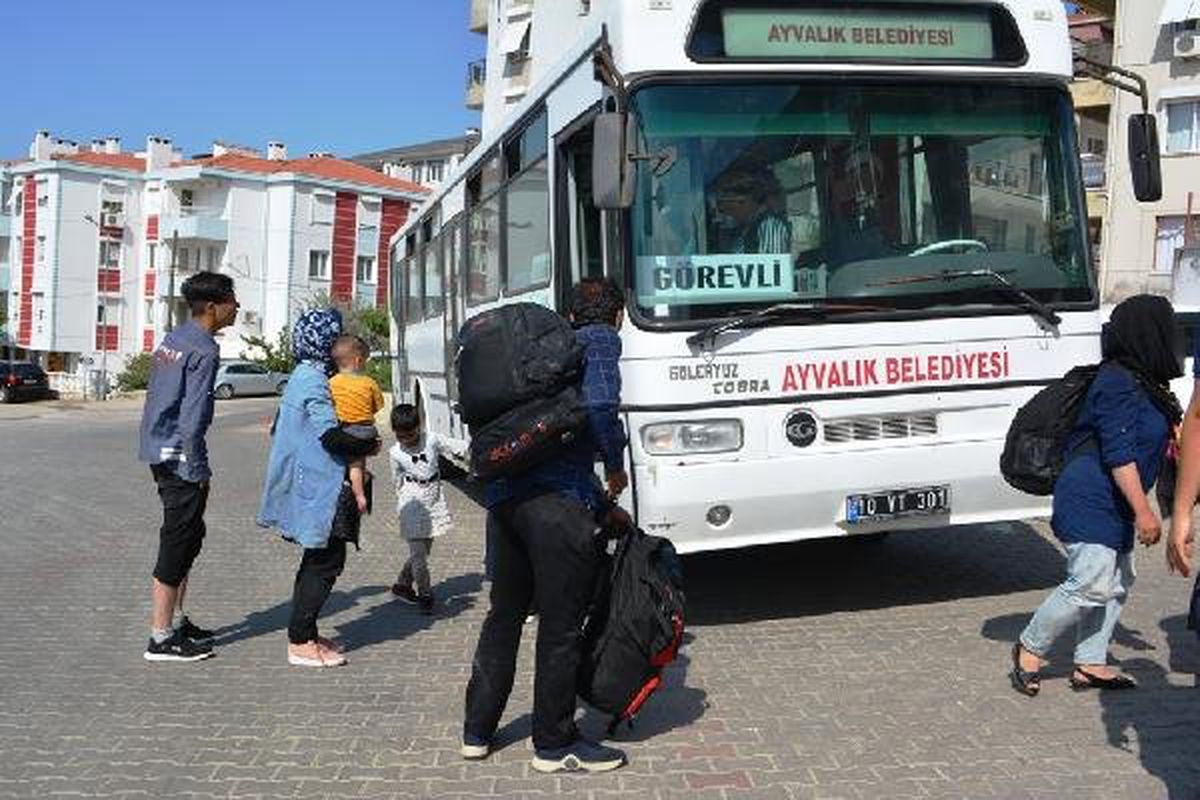 Ayvalık\'ta 58 kaçak göçmen yakalandı