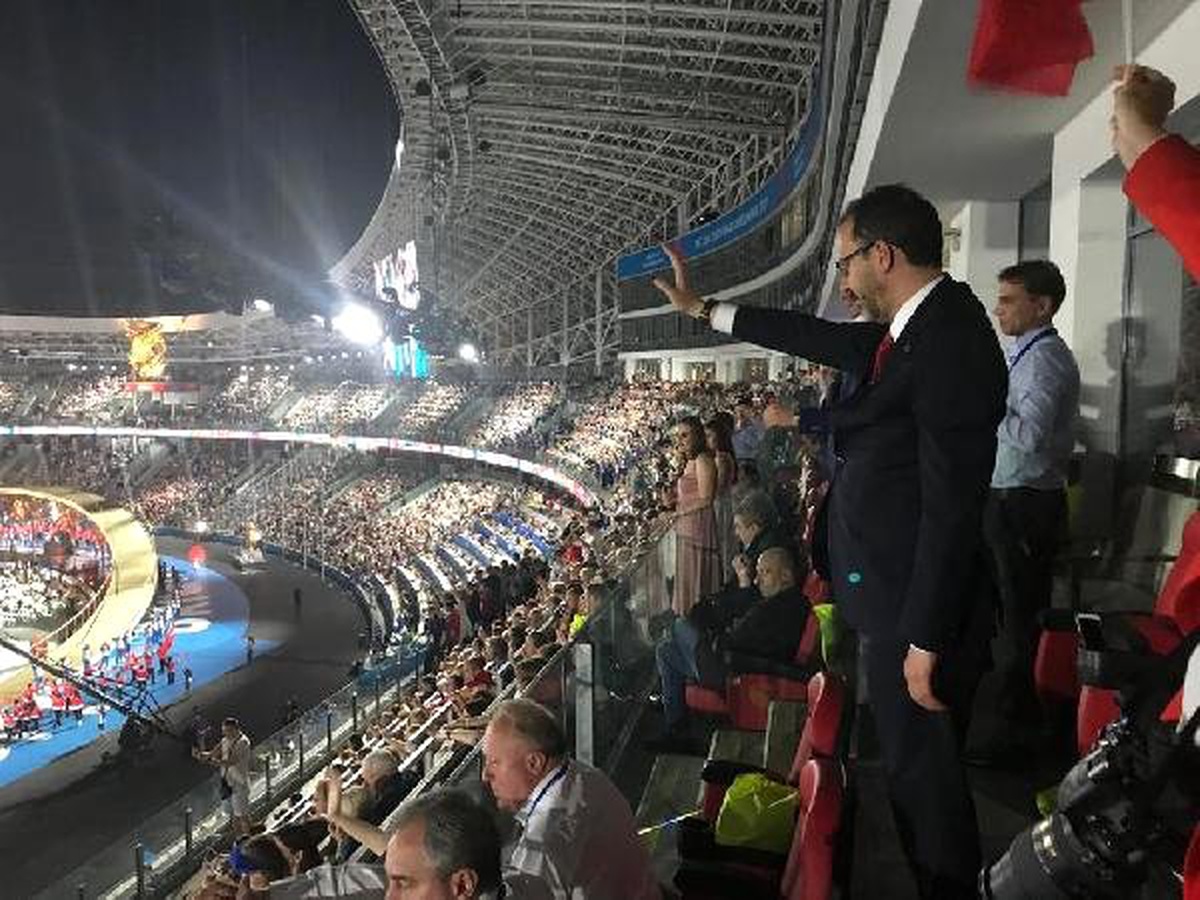 Bakan Kasapoğlu, Avrupa Oyunları açılış törenini izledi