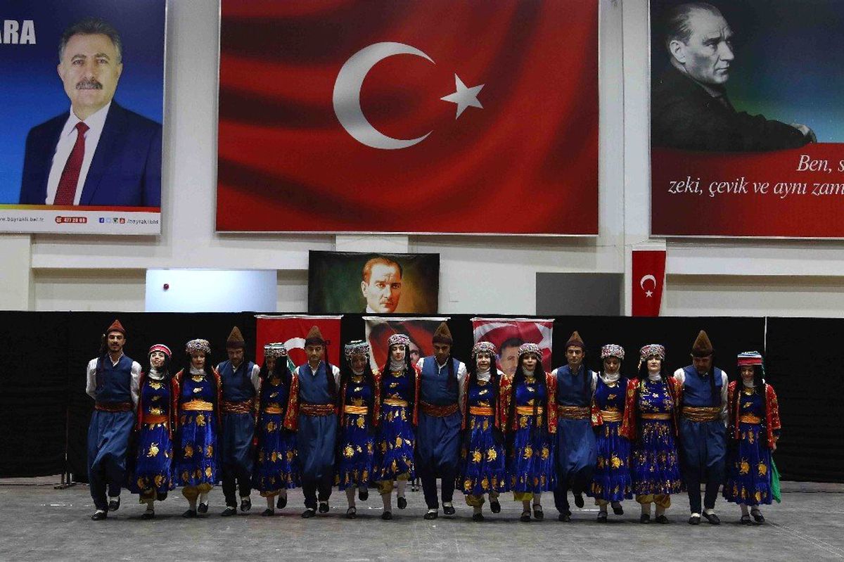 Bayraklı\'da muhteşem şölen