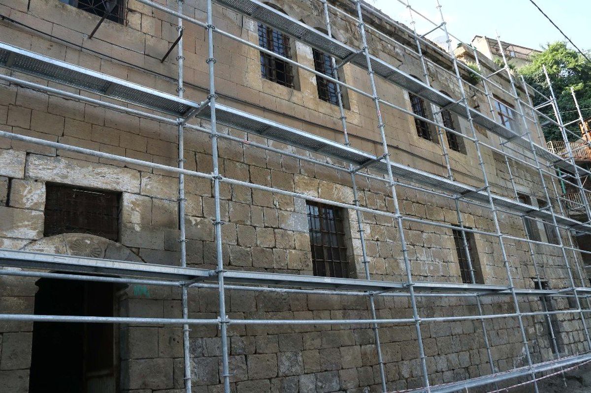 Bitlis\'in tarihi evleri restore ediliyor