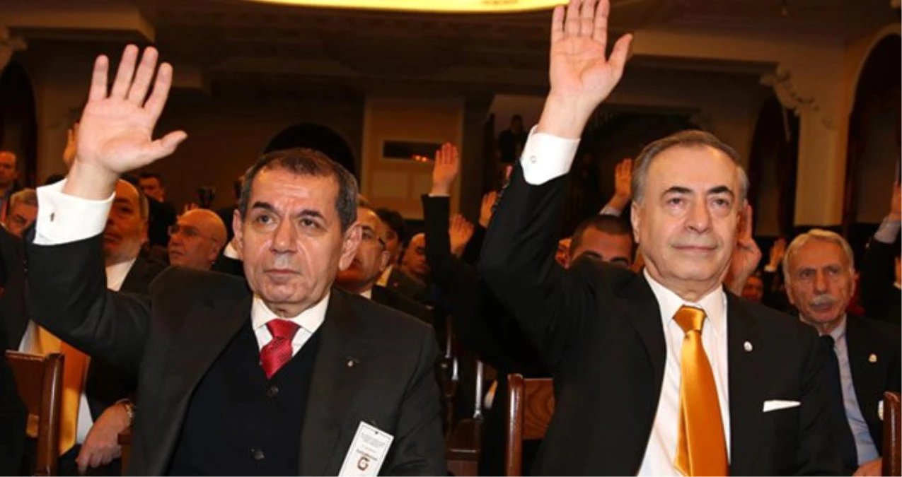 Dursun Özbek\'ten Mustafa Cengiz\'e sert sözler: Bakkal gibi yönetiyorlar