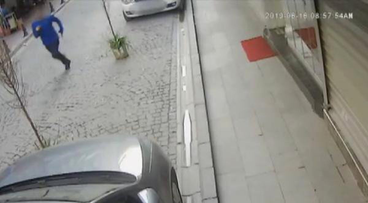 Hırsız-Bekçi kovalamacası kamerada