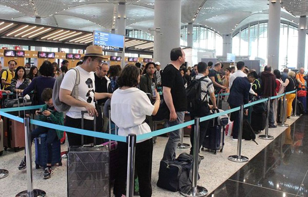 İstanbul Havalimanı\'nda seçim yoğunluğu