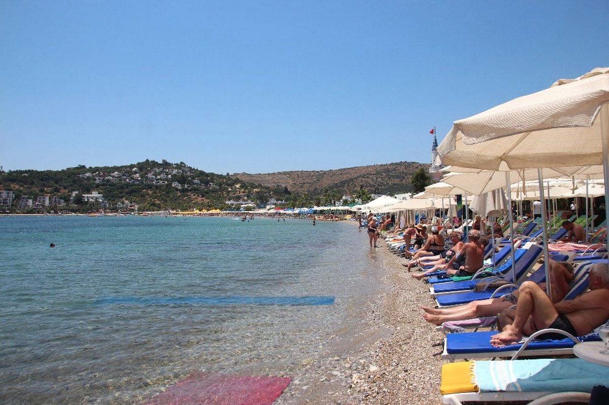 Sahiller boşaldı, İstanbul seçmeni Bodrum\'u terk ediyor