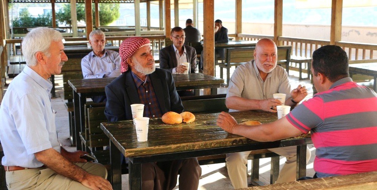 Şanlıurfa\'da hasta yakınlarına sıcak çorba ikramı