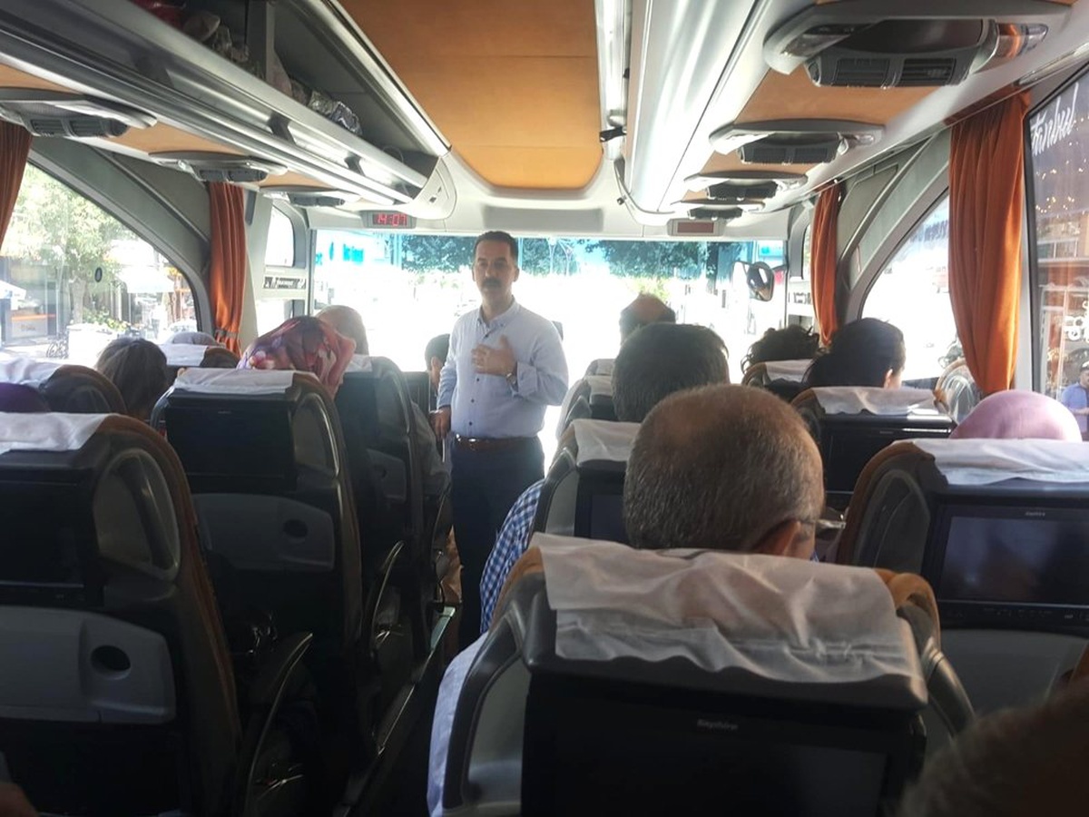 Seçim için otobüslerle Erzincan\'dan yola çıktılar