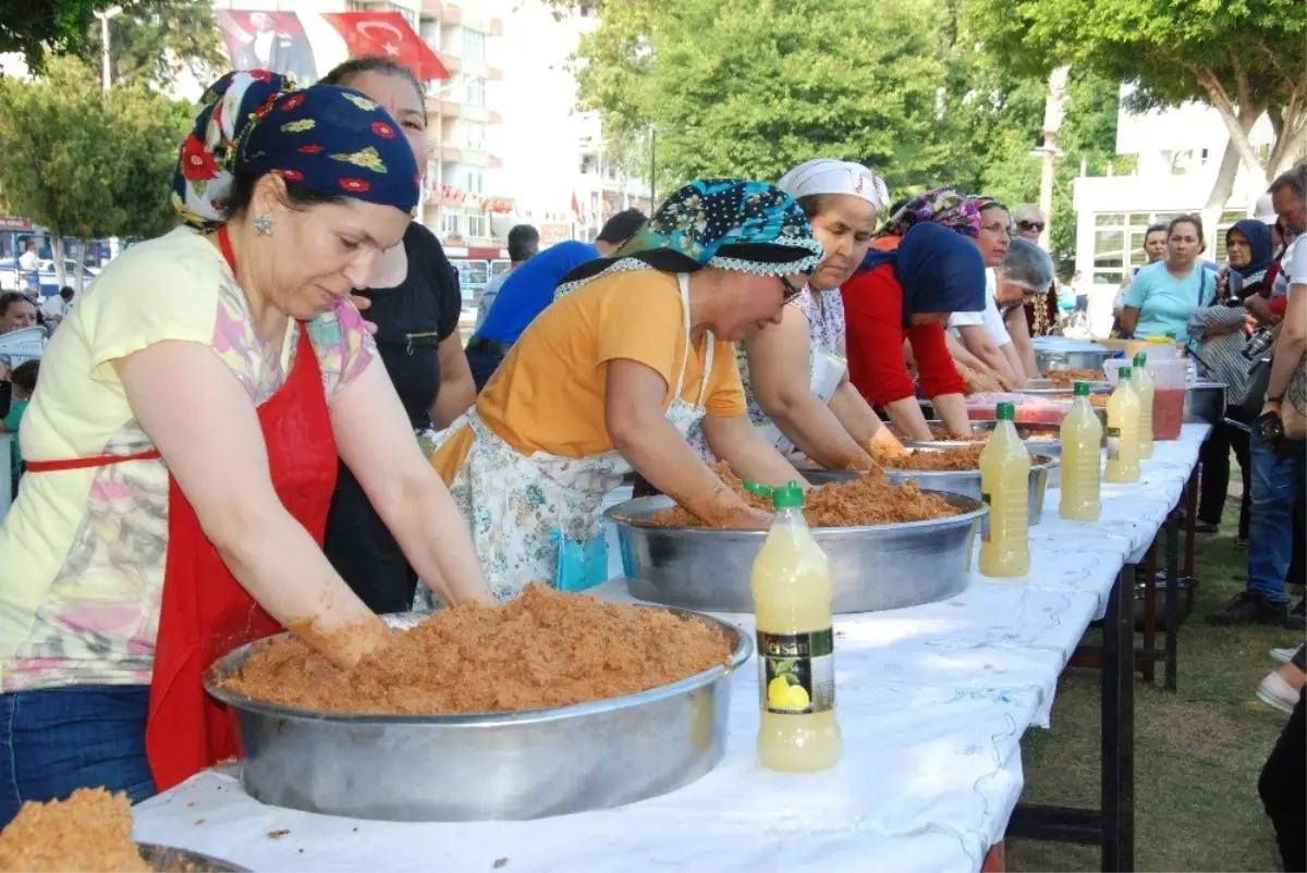 Silifkeli kadınlar, en güzel batırığı yapmak için yarıştı