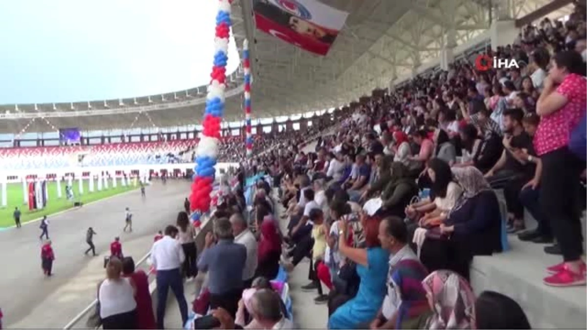 Spor Toto MAKÜ Stadyumunda ilk mezuniyet töreni