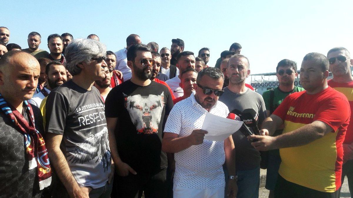 Taraftar gruplarından tribünde tarafsızlık çağrısı
