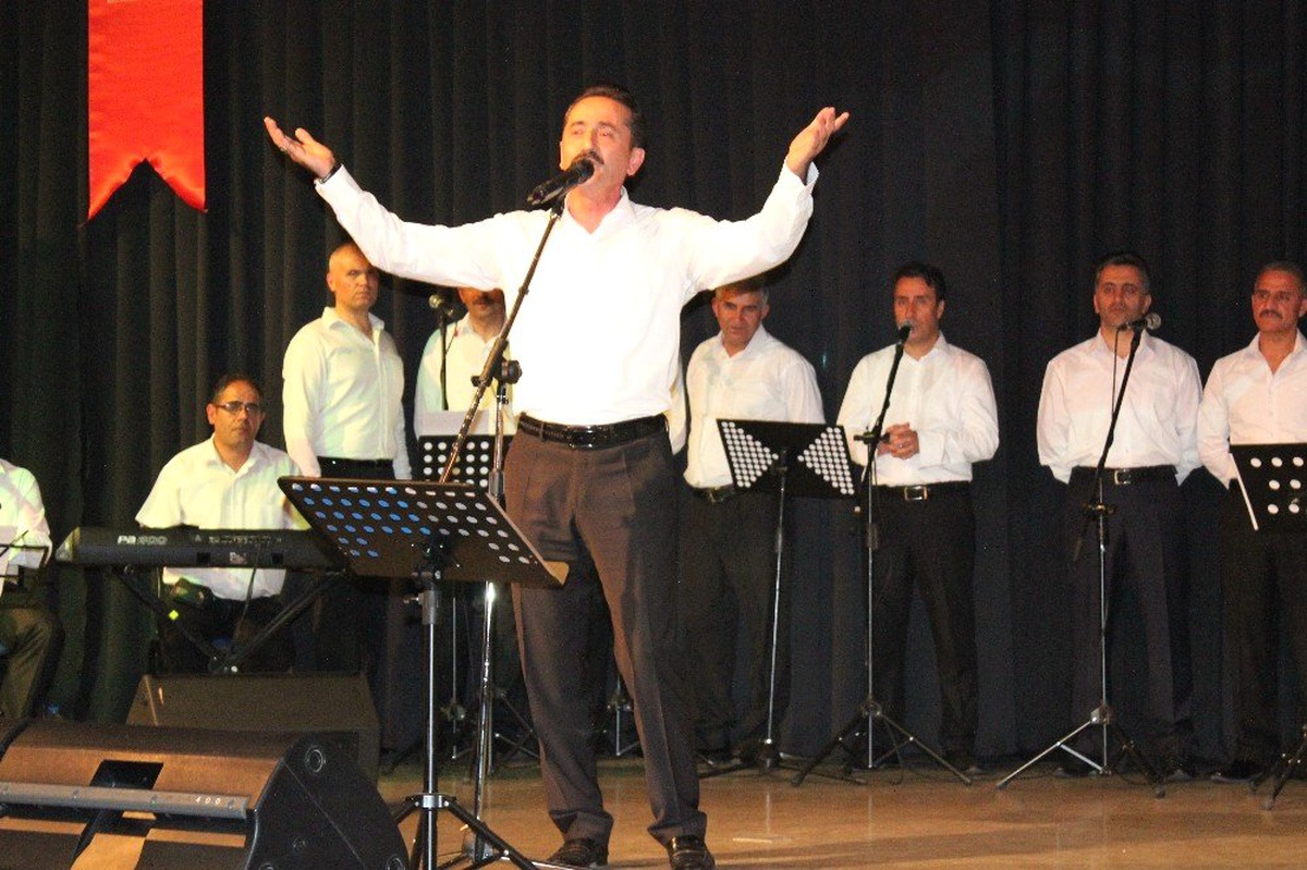 100. yılında "100.Yıl Korosu" konser verdi