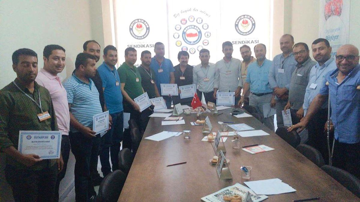 Akçakale Eğitim-Bir-Sen " ilçede eğitim çalıştayı düzenledi.