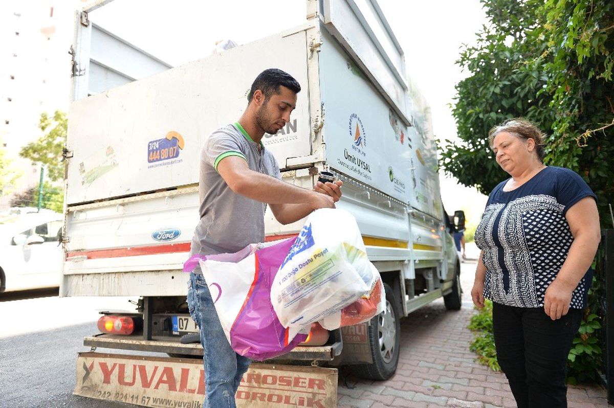 Atıkların liraya dönüşüm projesinde hedef 50 bin