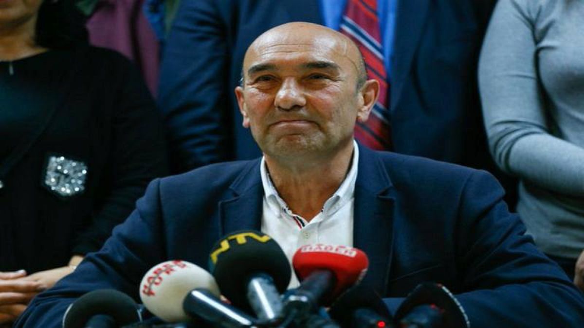 İzmir\'in CHP\'li Başkanı Soyer: "Bu umuda toz kondurmamak lazım"