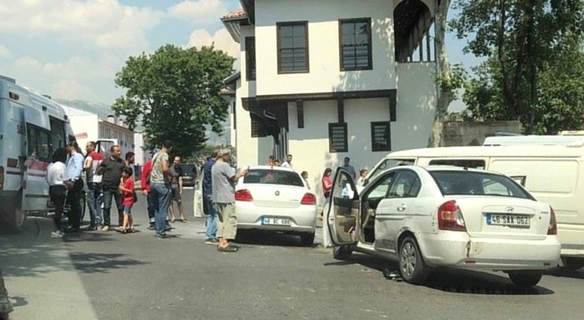 Kahramanmaraş\'ta zincirleme kaza: 13 yaralı