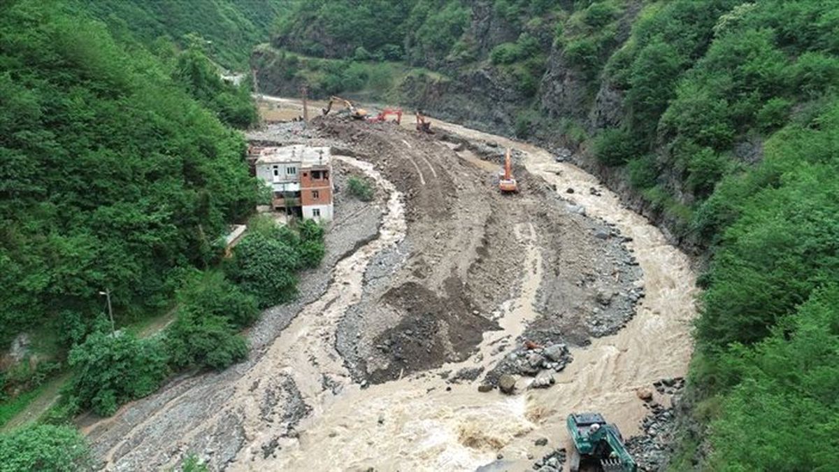 Sel faciasında ölü sayısı 8’e yükseldi