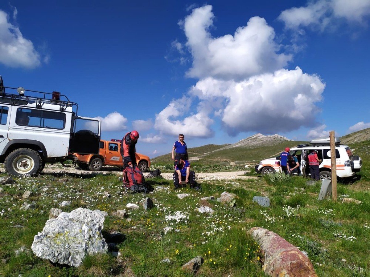 Uludağ\'da yaralanan turistlerin imdadına kurtarma ekipleri yetişti