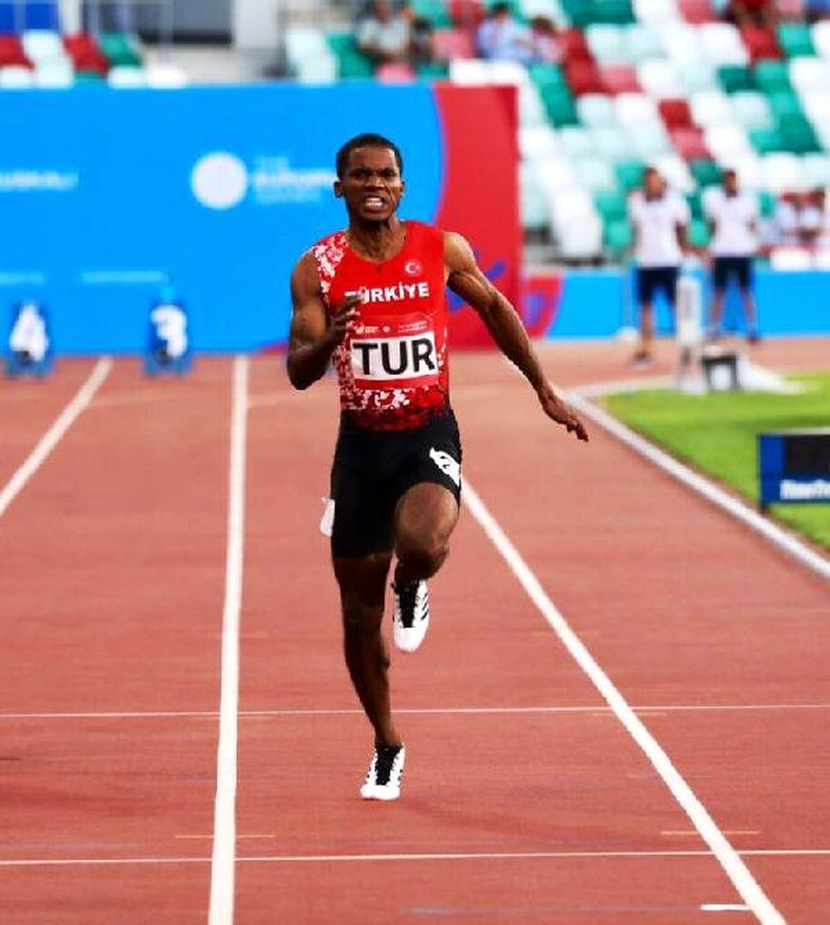 Avrupa Oyunları\'nda ikinci madalya atletizmden geldi